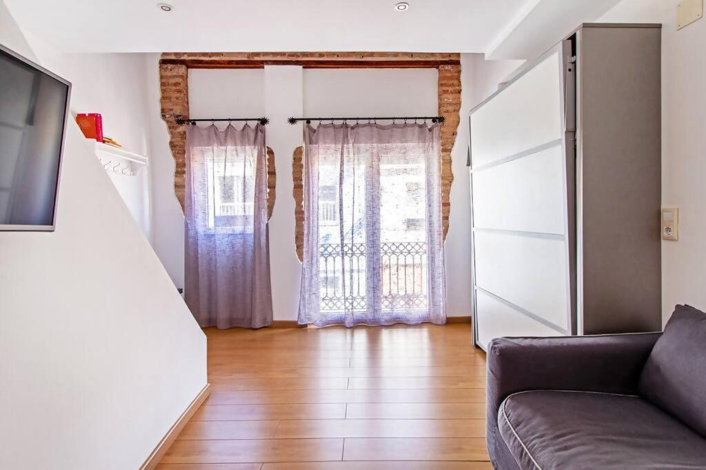 Apartamento Con Terraza Privada Cerca De La Playa Valencia Ngoại thất bức ảnh